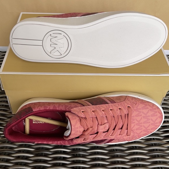 Michael Kors Poppy Stripe Lace Up MK Signature SM 49F1POFS2B Berry Multi WMNS - Picture 11 of 16